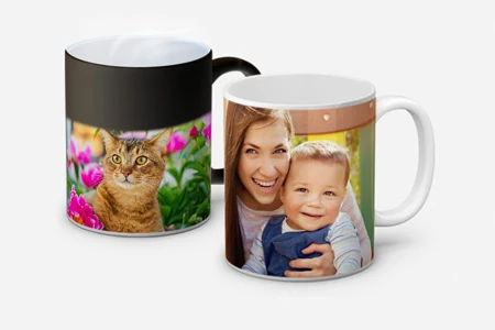 caneca personalizada com foto de um bebe e um gato