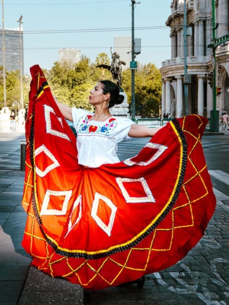 foto-criativa-mulher-cidade-mexico