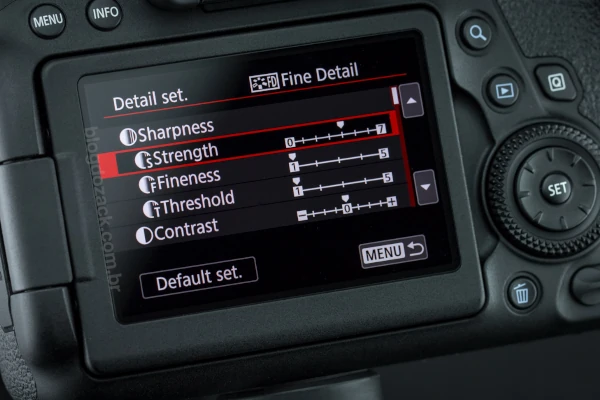 Ajuste de contraste EOS 6D Mark II
