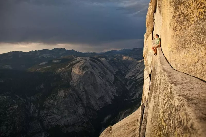 sentando abeira do abismo