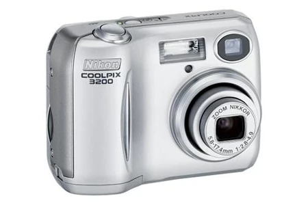Nikon CoolPix 3200