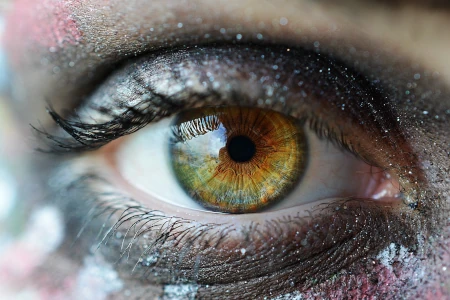 olho humano lente natural